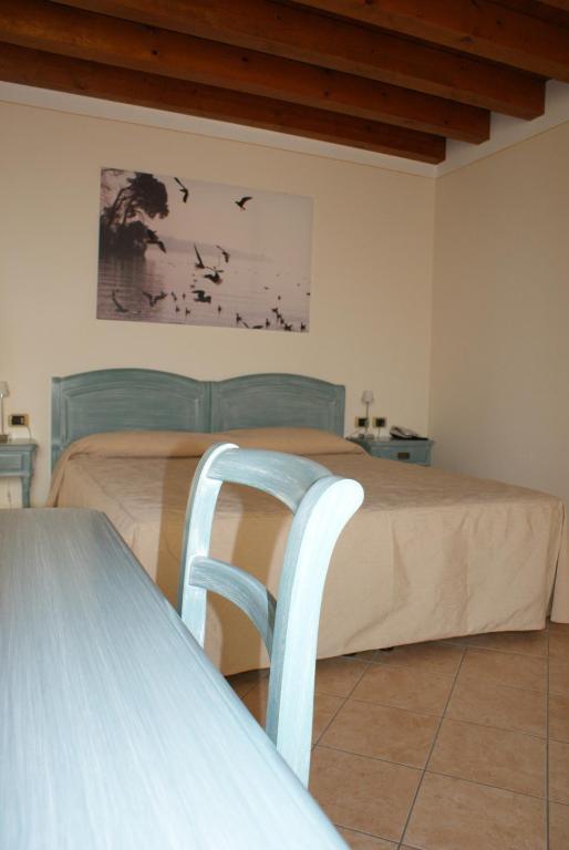 Relais Corte Pontigliardo Colà Habitación foto