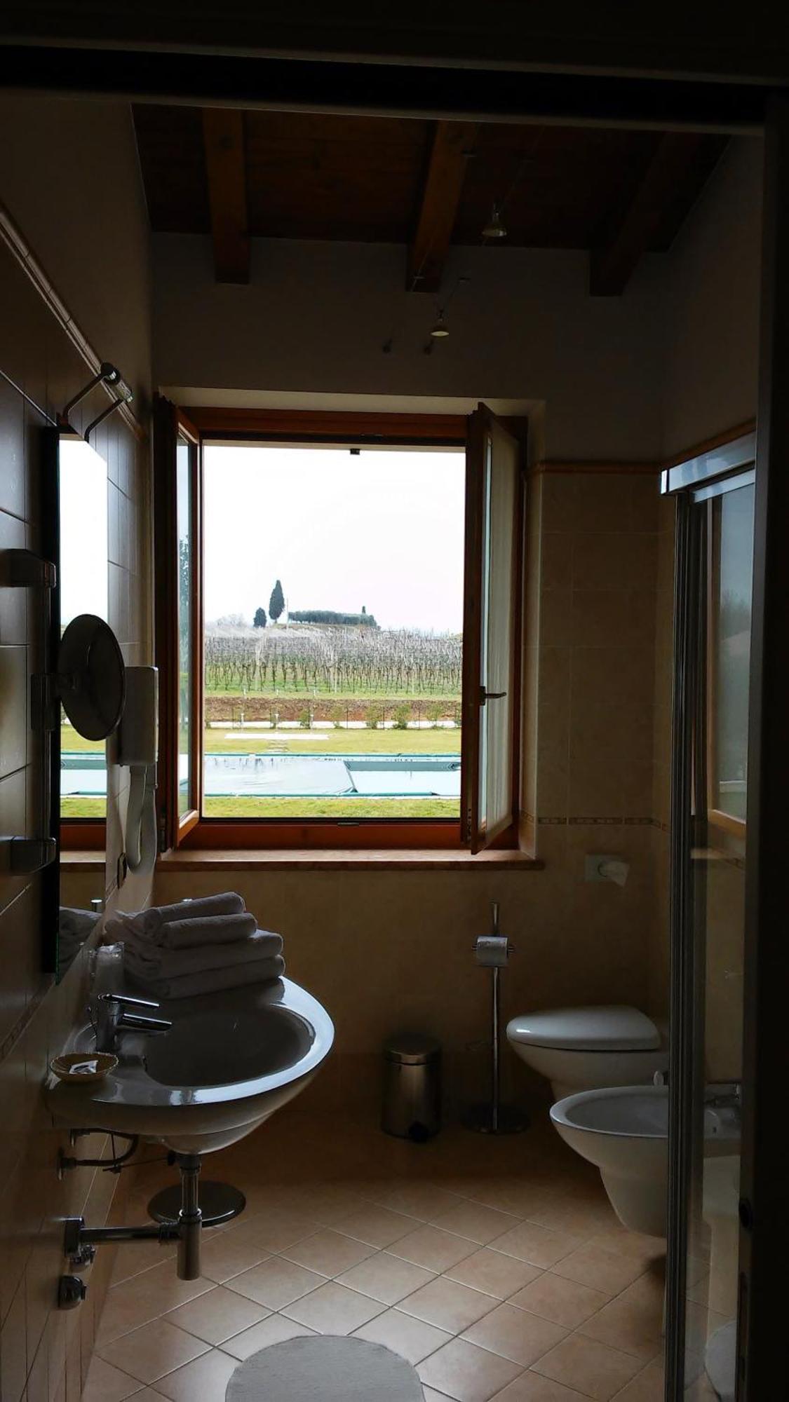 Relais Corte Pontigliardo Colà Habitación foto