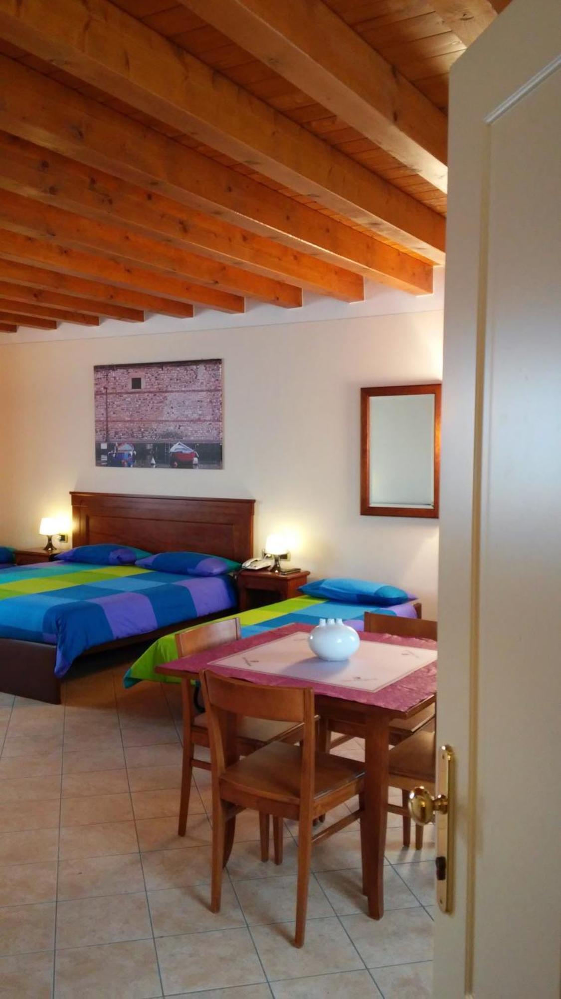 Relais Corte Pontigliardo Colà Habitación foto
